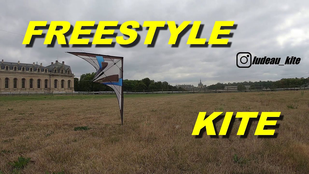 Cerf-volant FREESTYLE devant le château 🤙