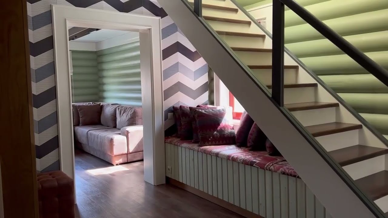 Deluxe
