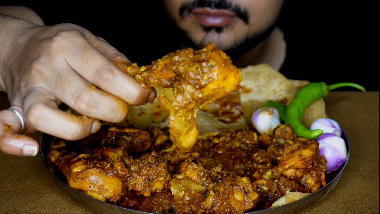 EATING MASALA CHICKEN CURRY WITH PARATHA CHILLI, ONION |MUKBANG EATING SHOW |EATING SOUND