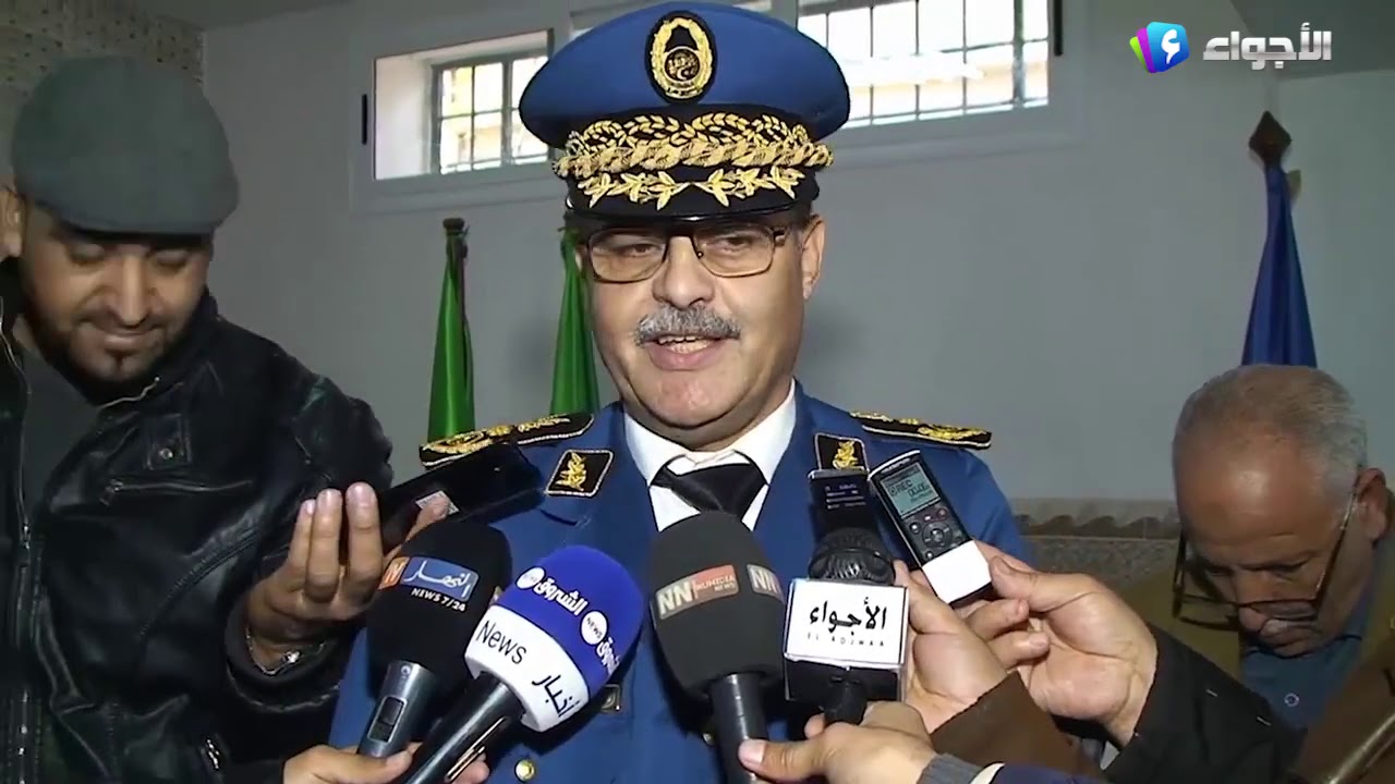 الأجواء TV :  مديرية الأمن الولائي لولاية البويرة تحي إحتفالية عيد الشرطة العربية - رميلي عمر