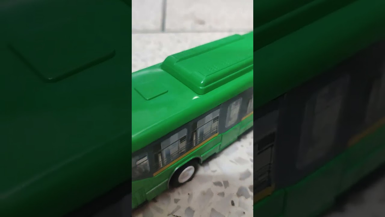 Kids new low floor green Delhi Bus #shortfeed #shorts #bus