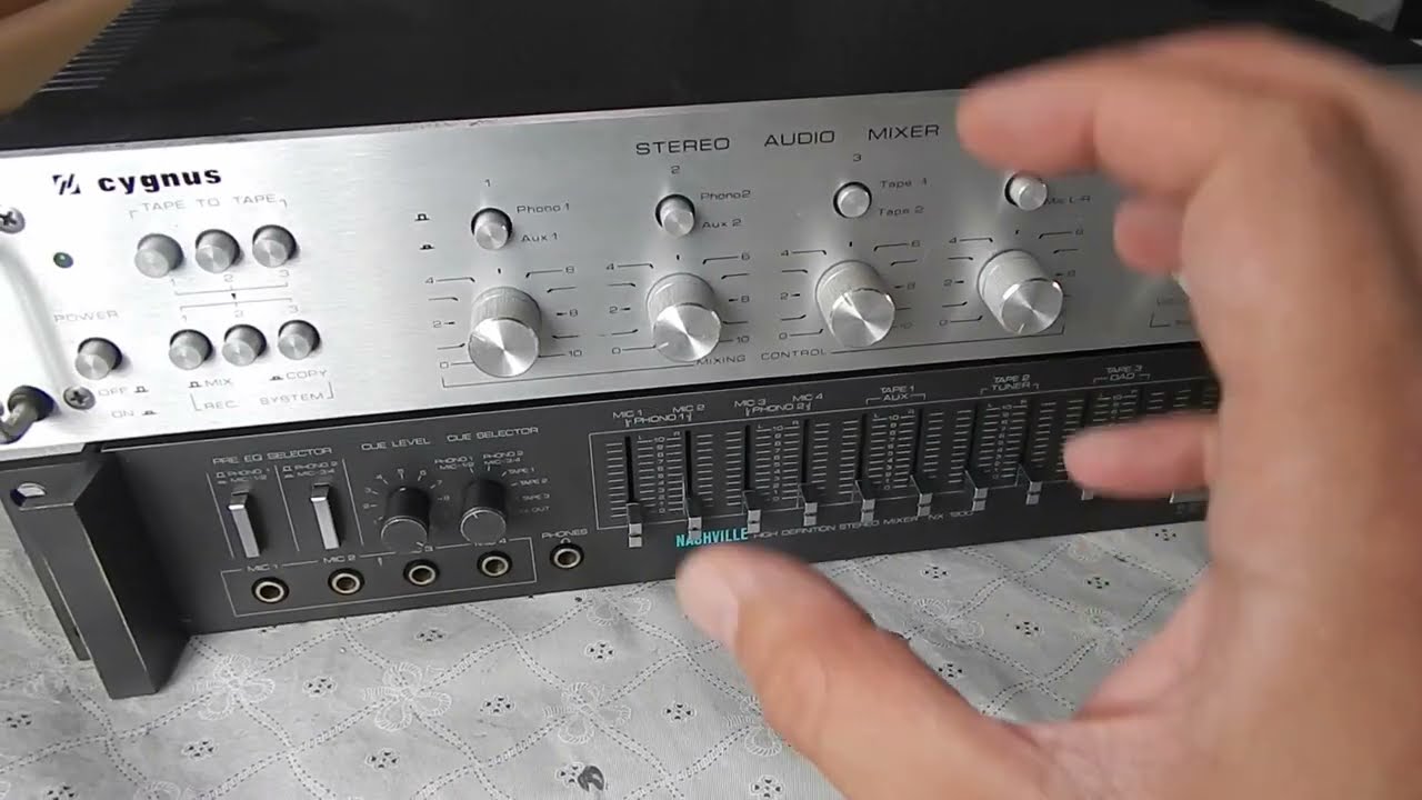SAM 800 vs NX1900 - MIXER BRASIL ANOS 80 - CYGNUS - NASHVILLE - COMPARATIVO