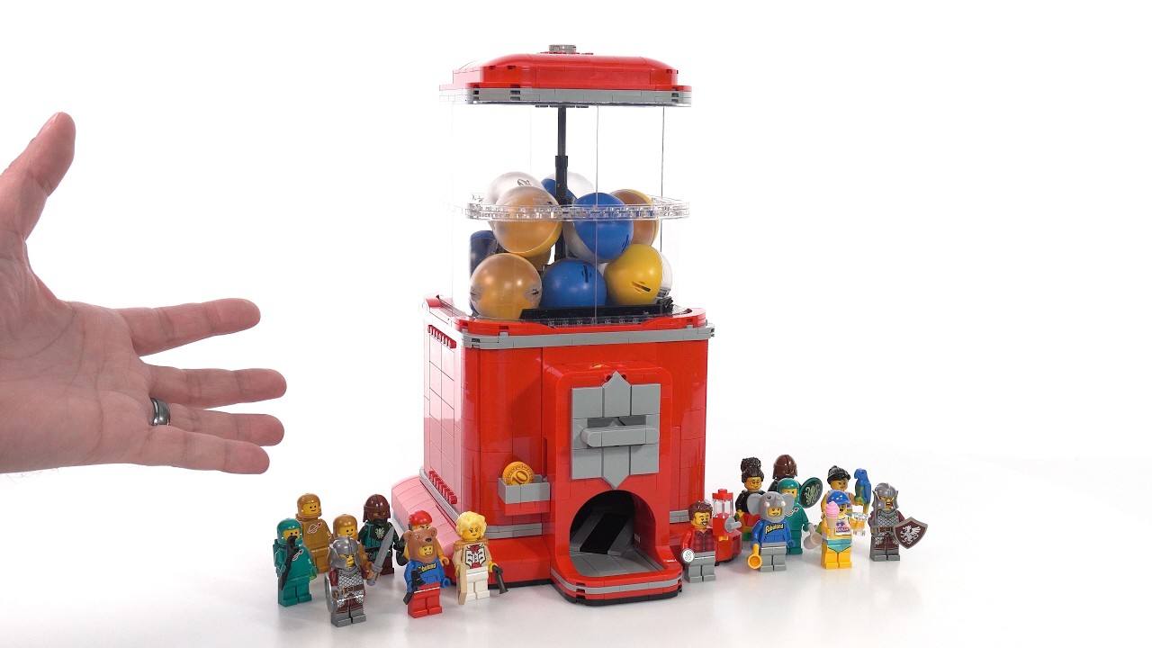 LEGO Ideas Minifigure Vending Machine Review! 21358 