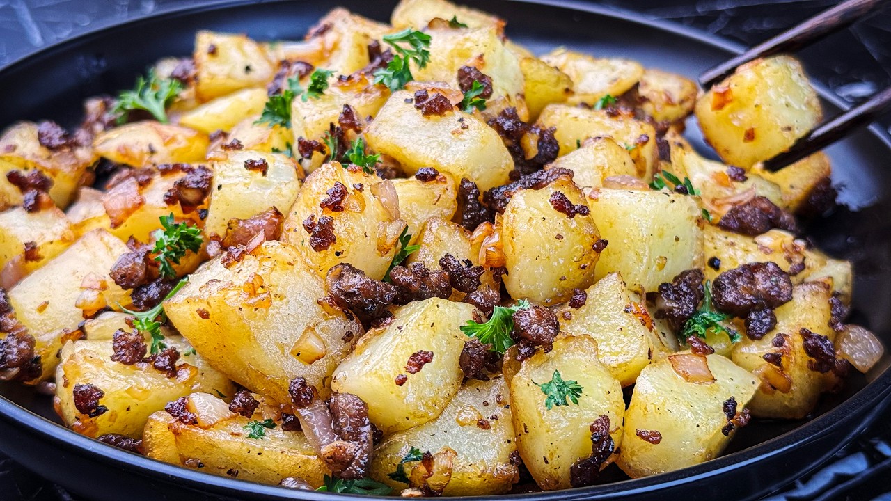 Золотистый картофель с говяжьим фаршем
