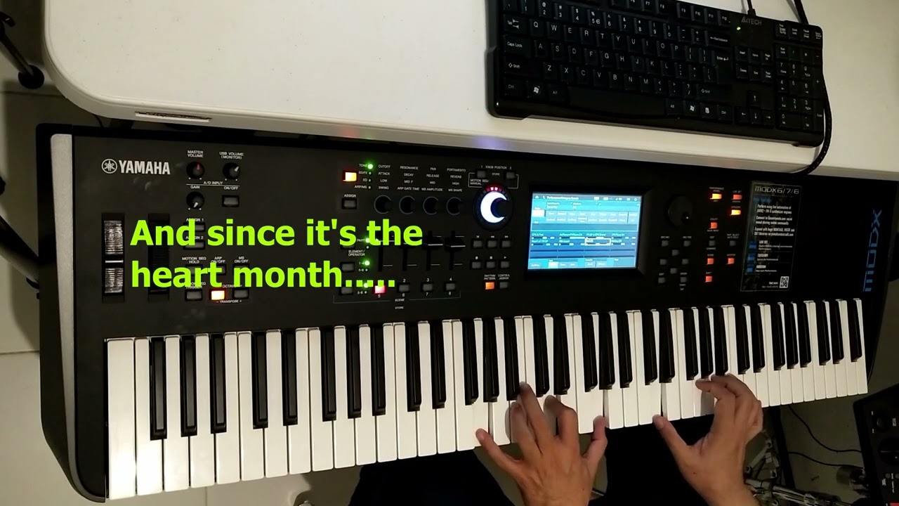 Yamaha MODX7 Unboxing