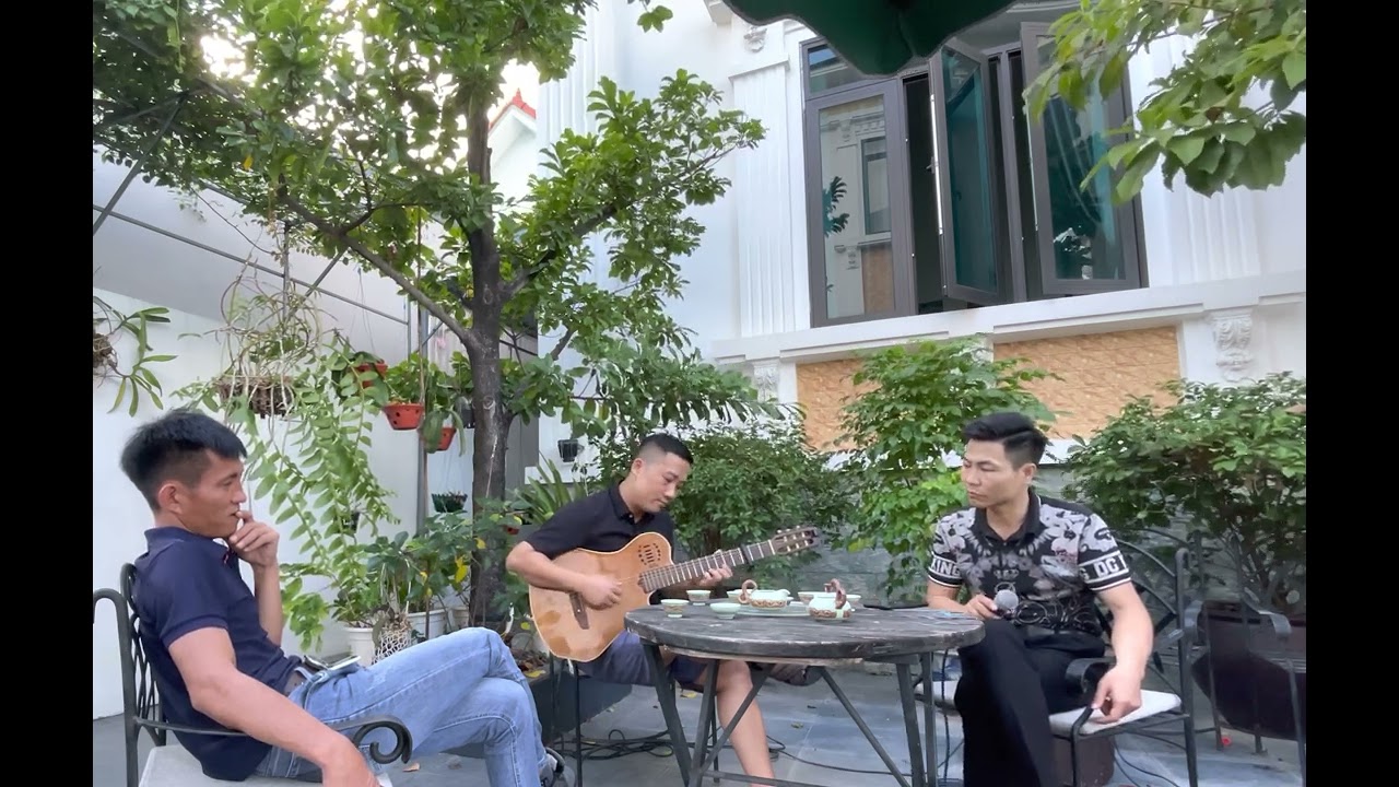 Hà Nội Ngày Trở Về