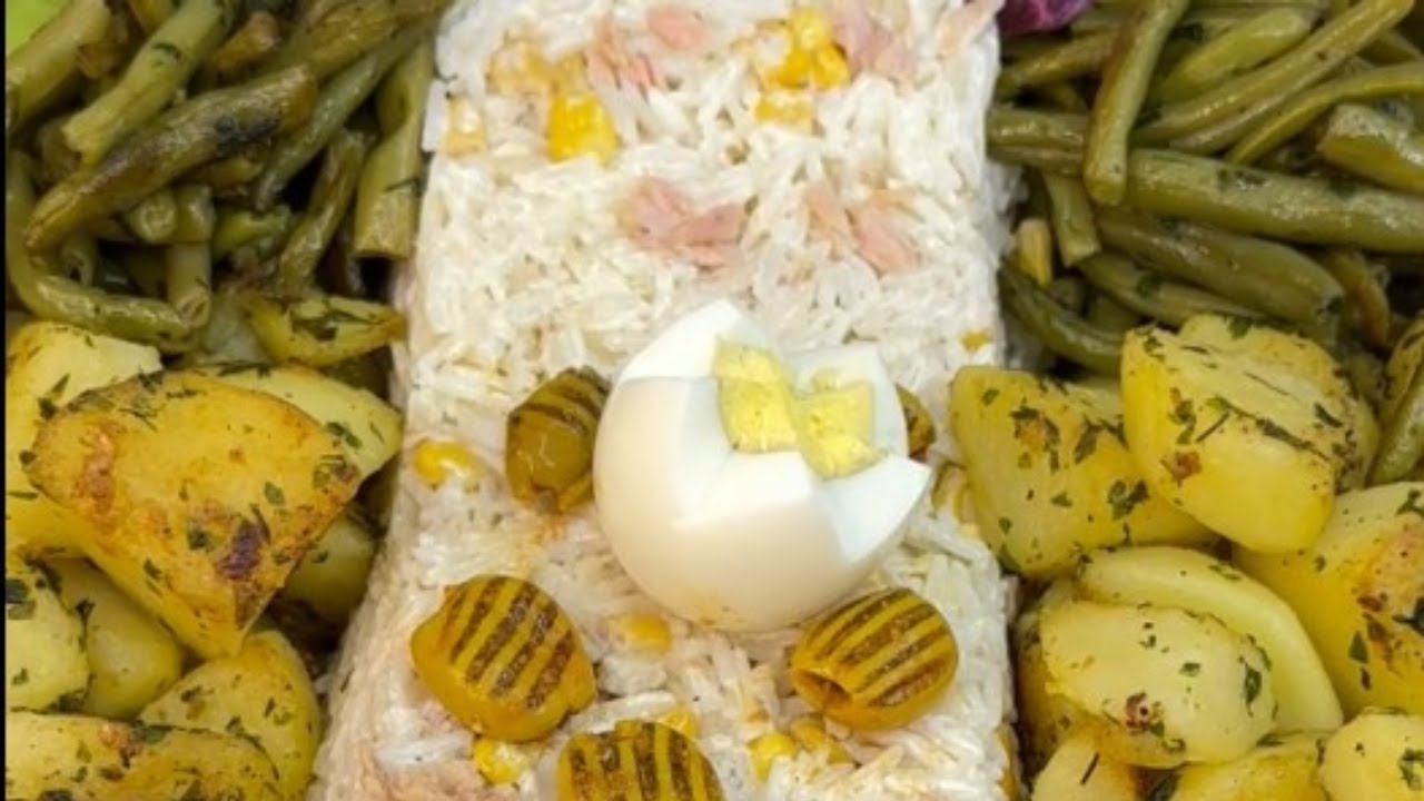 سلطة أرز بالتونة و الخضر  Salade de riz au thon et aux l&eacute;gumes