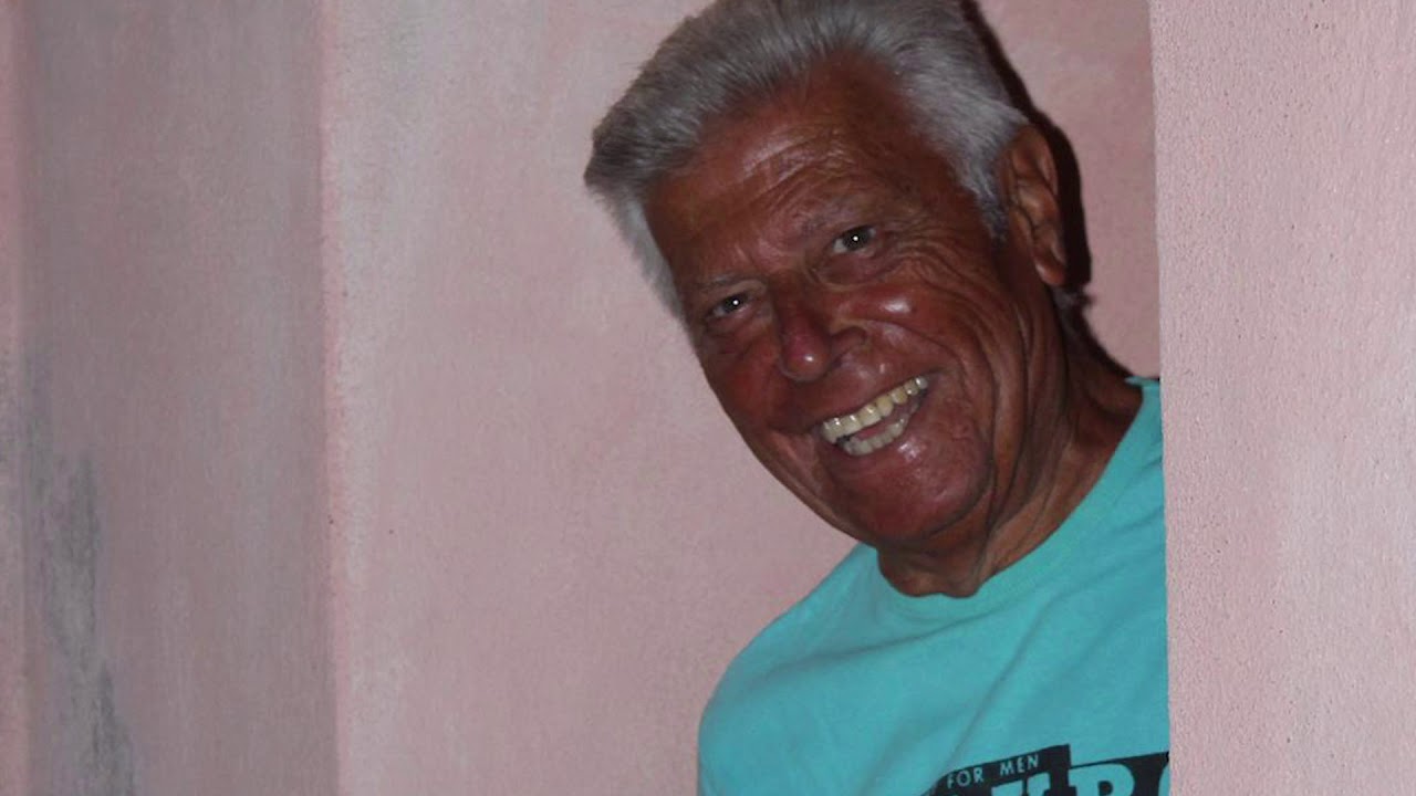 Una canzone per Carlo