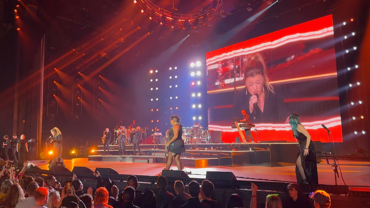 Kelly Clarkson - miss independent | Live from Las Vegas | Chemistry Residency (12/31/23)