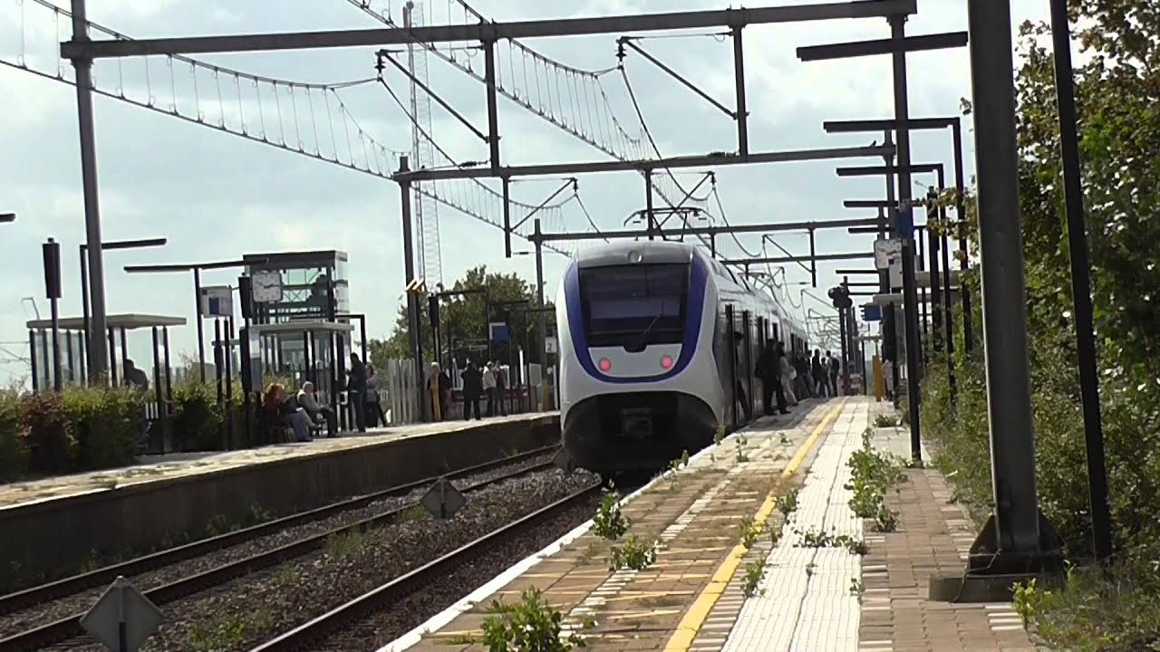 Treinen op station Nieuw Vennep, 29-8-14!