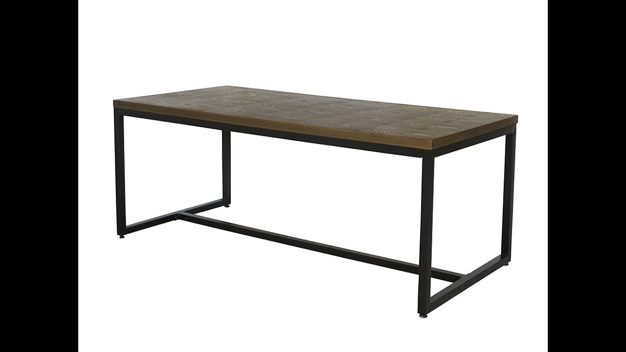 Communal Table Assembling