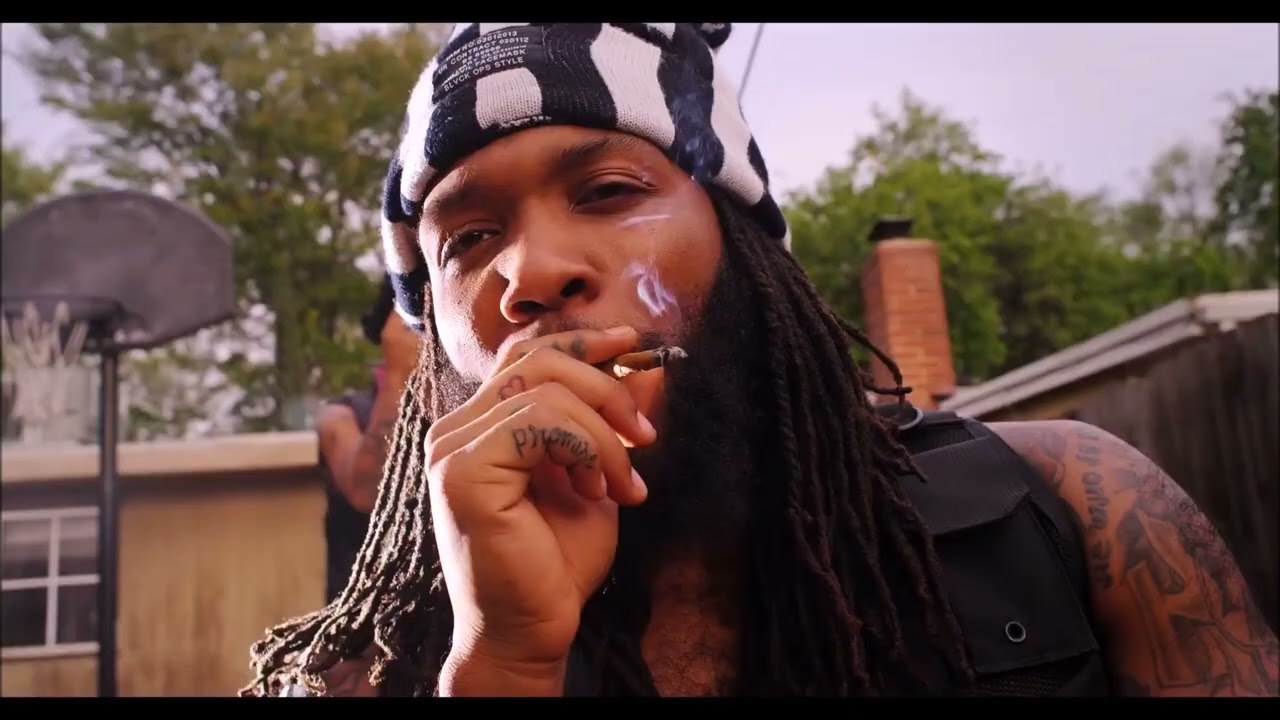 Jarren Benton- Gimmie The Loot Remix (Music Video)