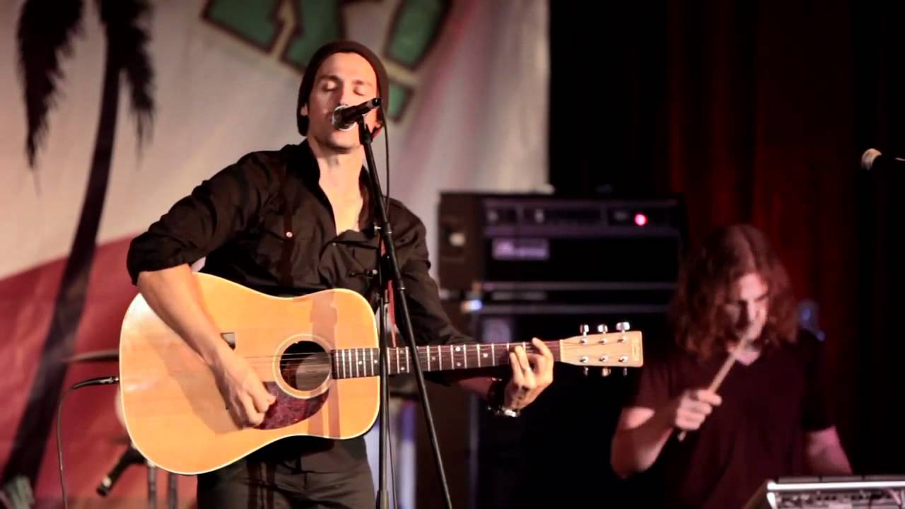Raine Maida Live at Michele Clark's Sunset Sessions Rock Carlsbad, CA
