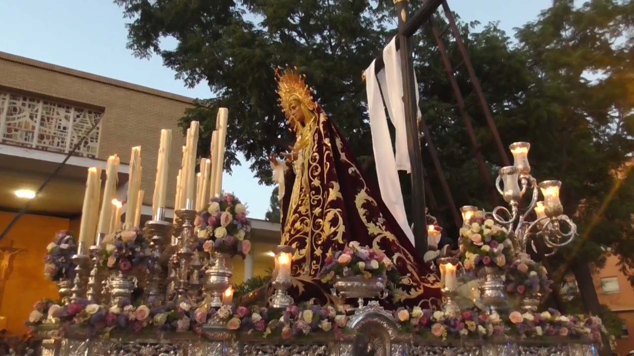 Procesión de la Virgen de los Desamparados ( Parque Alcosa ). Sevilla, Glorias 2022.