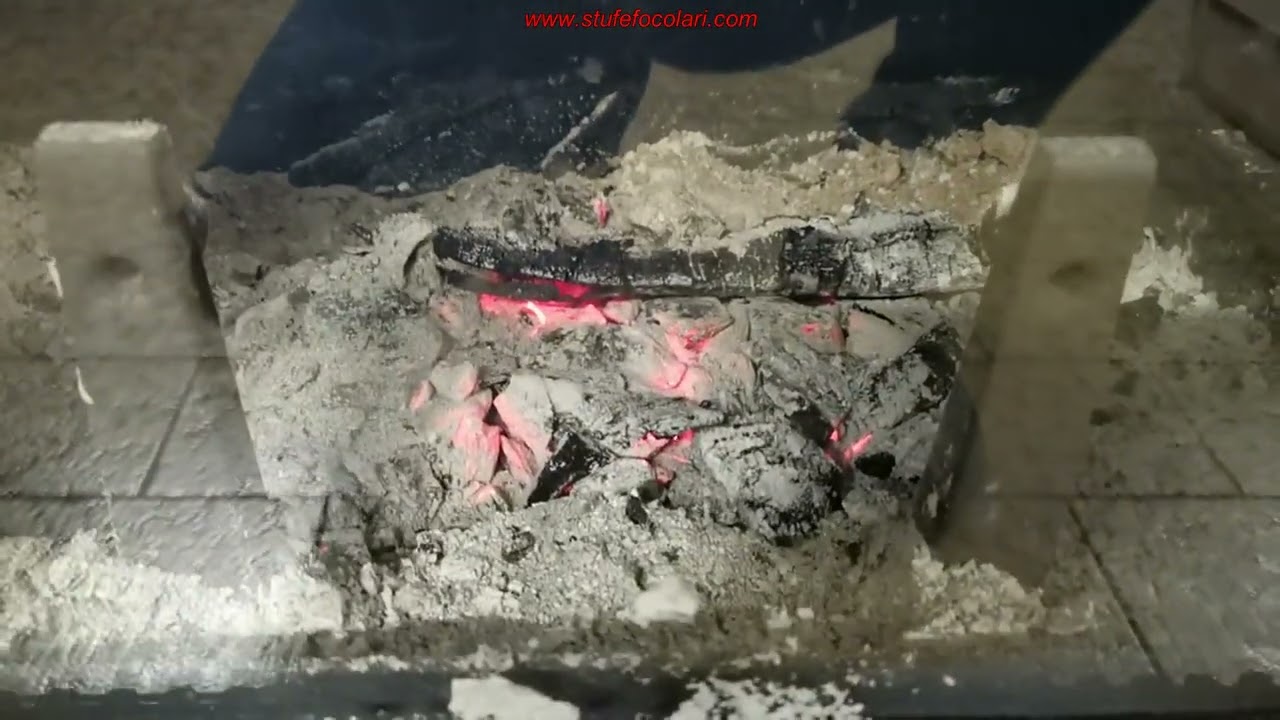 24 ore autonomia : STUFE  A LEGNA GIAPPONESI  -  NOVITA' 2025