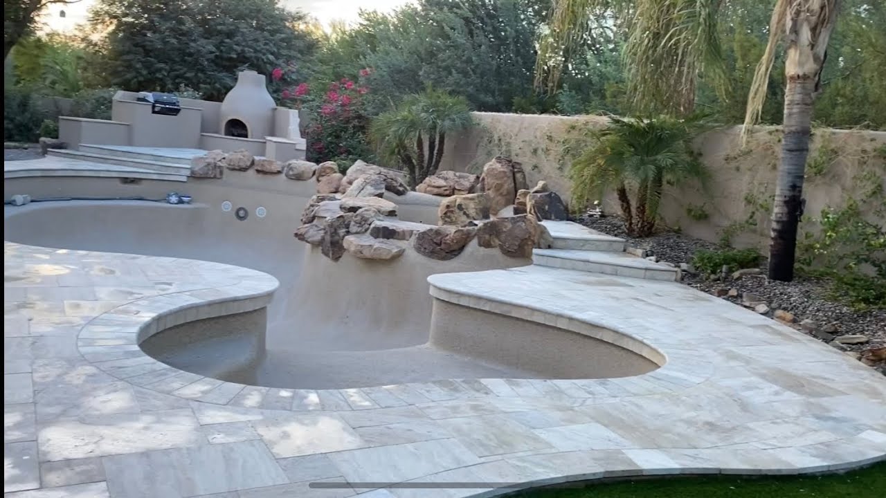 Travertine pool deck