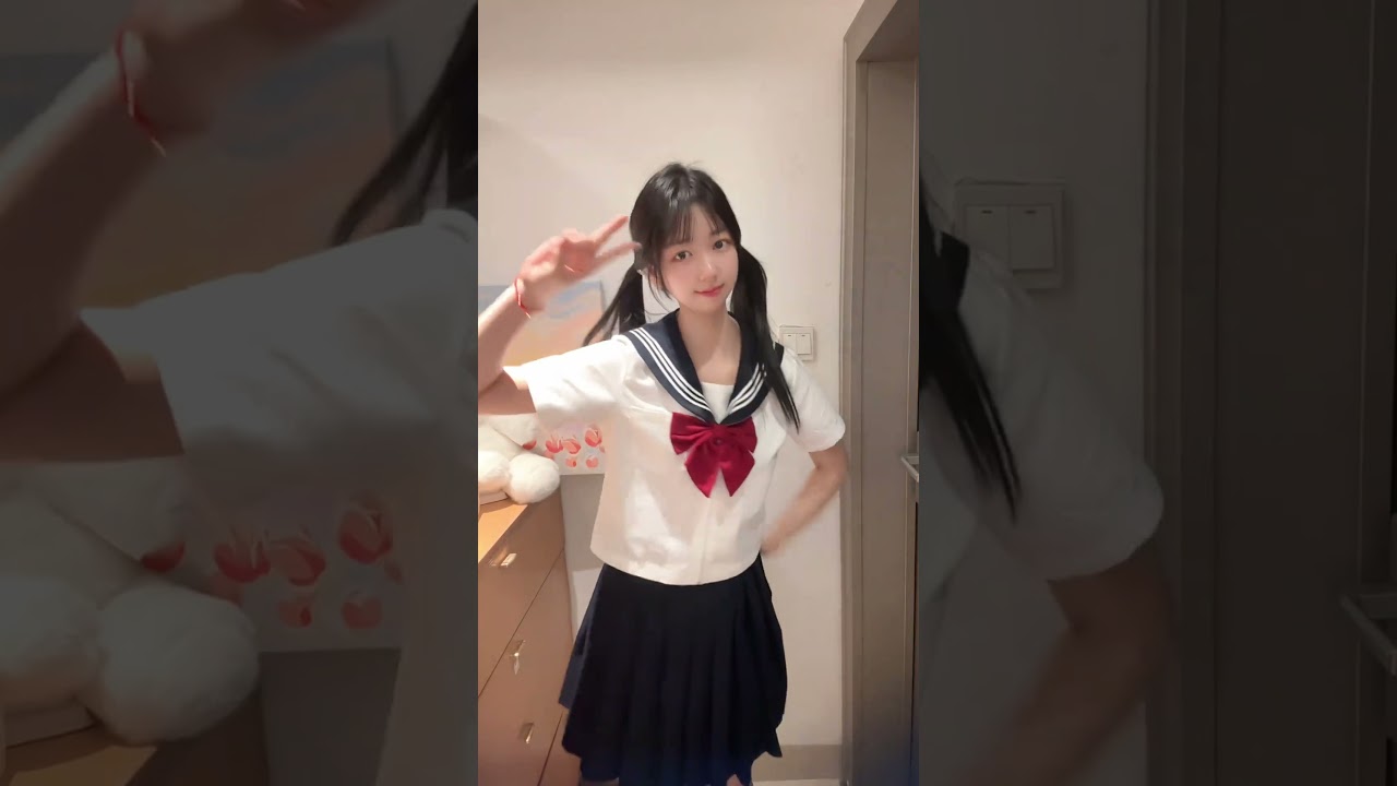 Asian Girl Dancing 💃 | Natural Vibes – Just Dancing