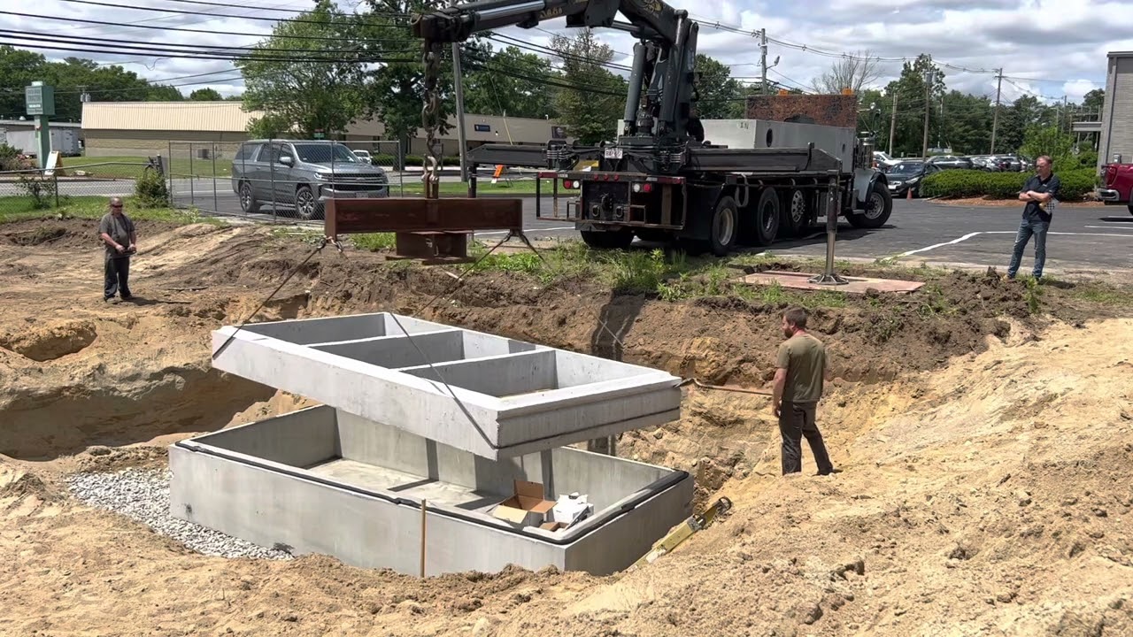 Setting a 4000 gallon septic tank