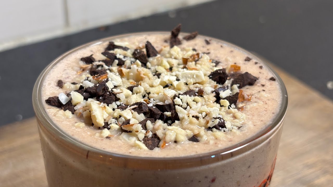Quick Apple Milkshake Recipe | 3 Ingredient Healthy Shake