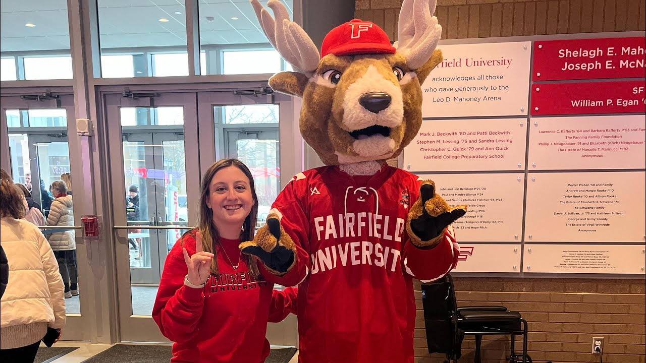 Fairfield University Sophomore Room Tour | EmmafromFairfield