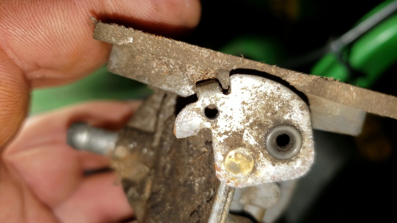 John Deere JS63c carb removal