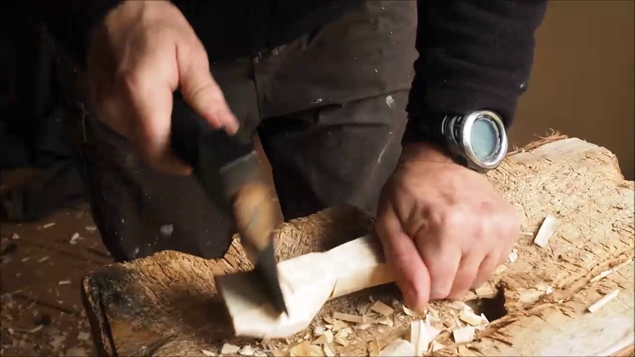 Axe a spoon blank - Dave The Bodger method
