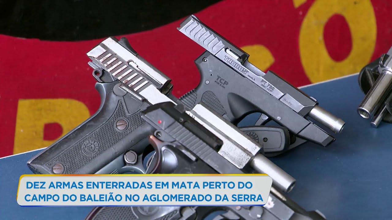 PM encontra 10 armas enterradas em mata do Aglomerado da Serra, em BH