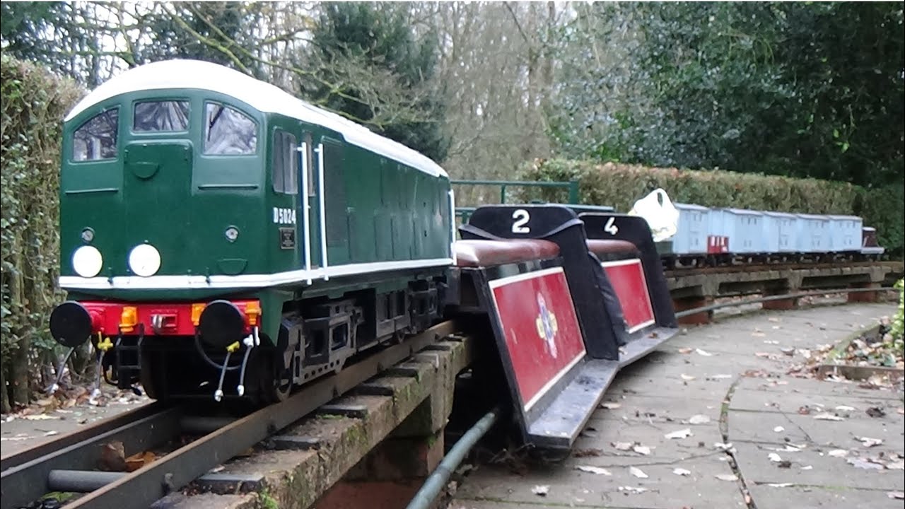D5024 Freight Train