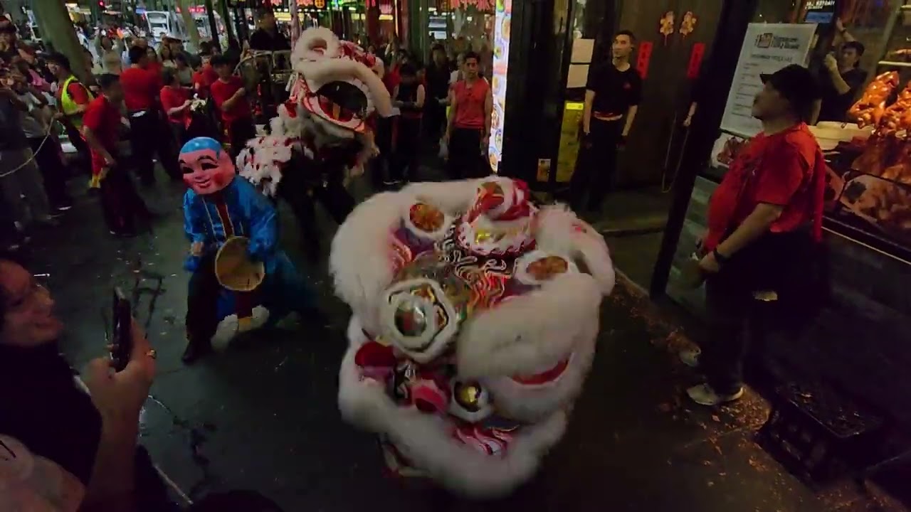 Lion Dragon Dance at Melbourne Chinatown Lunar New Year festival 2026 Hội chợ Tết @goplaces1