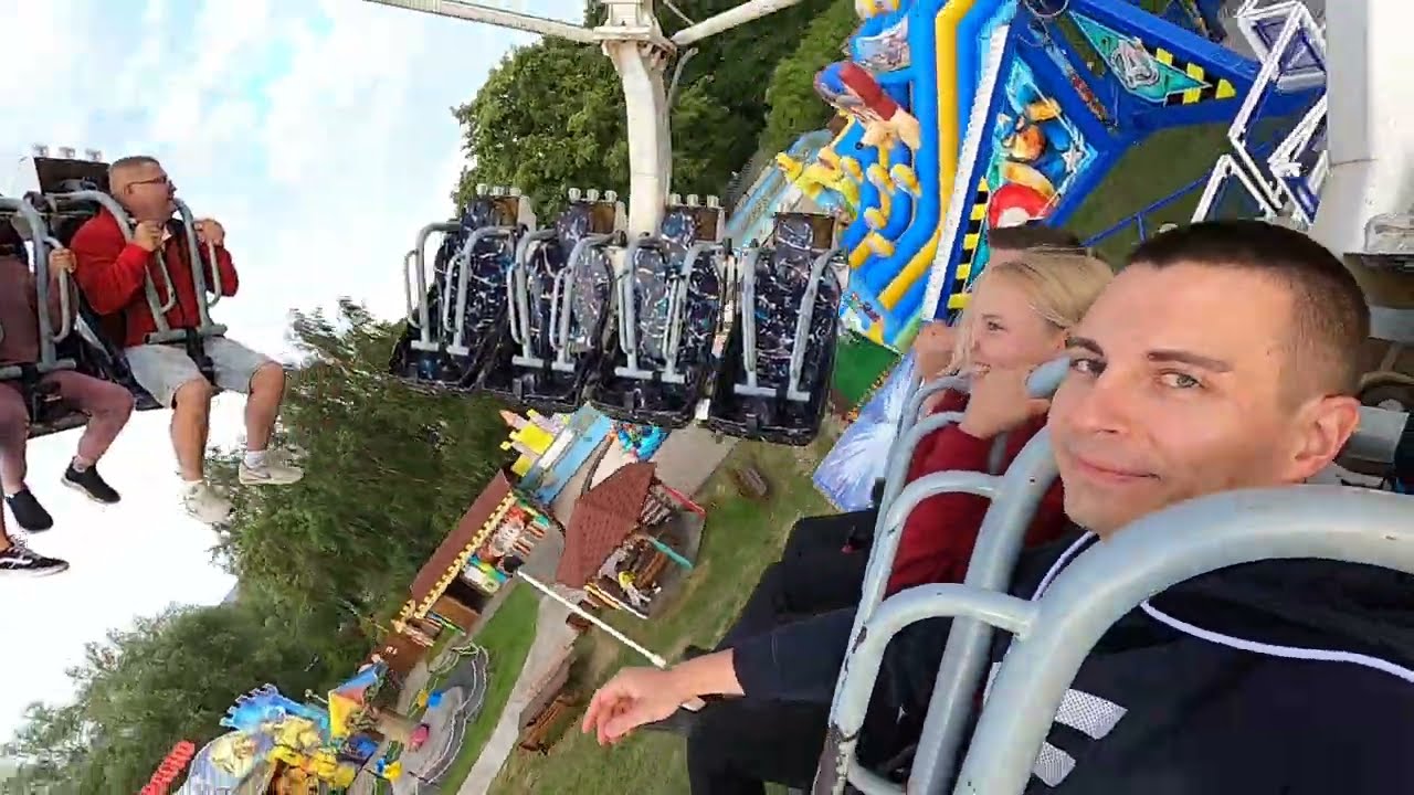 Karuzela Extreme (Lunapark Sowiński) On ride 1 - Władysławowo - Lipiec 2023