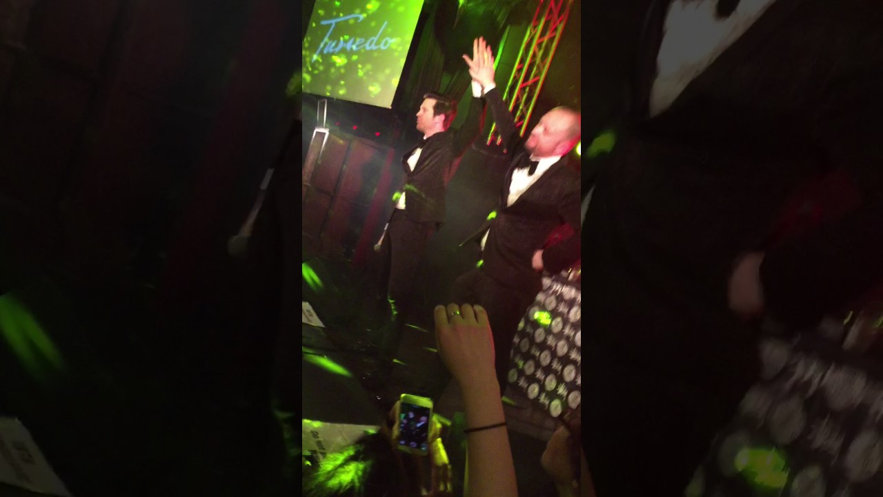 Tuxedo - Take A Picture (LIVE)