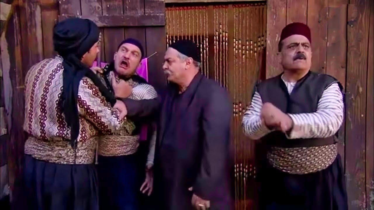 سحبو من نص دكانته وعلم على شواربه بعد ما اتهم ابن الزعيم بالخيانه  - مسلسل زمن البرغوث