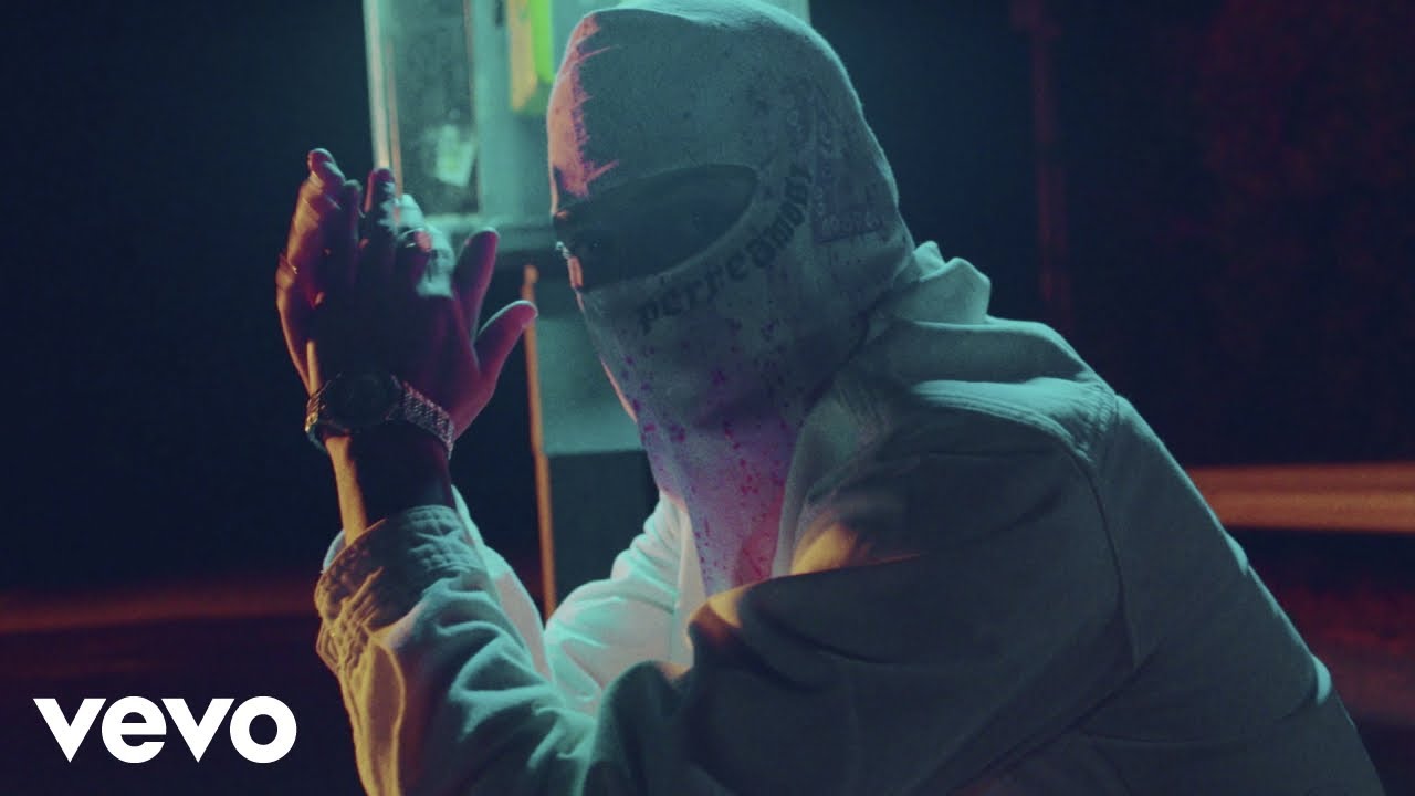 Young Cister - CALLAU (Video Oficial)