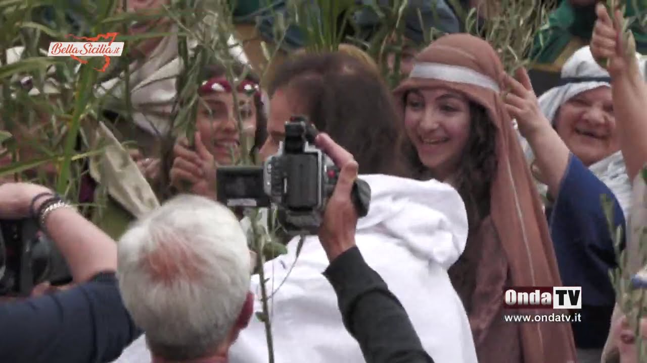La via Crucis vivente di San Salvatore di Fitalia 2025