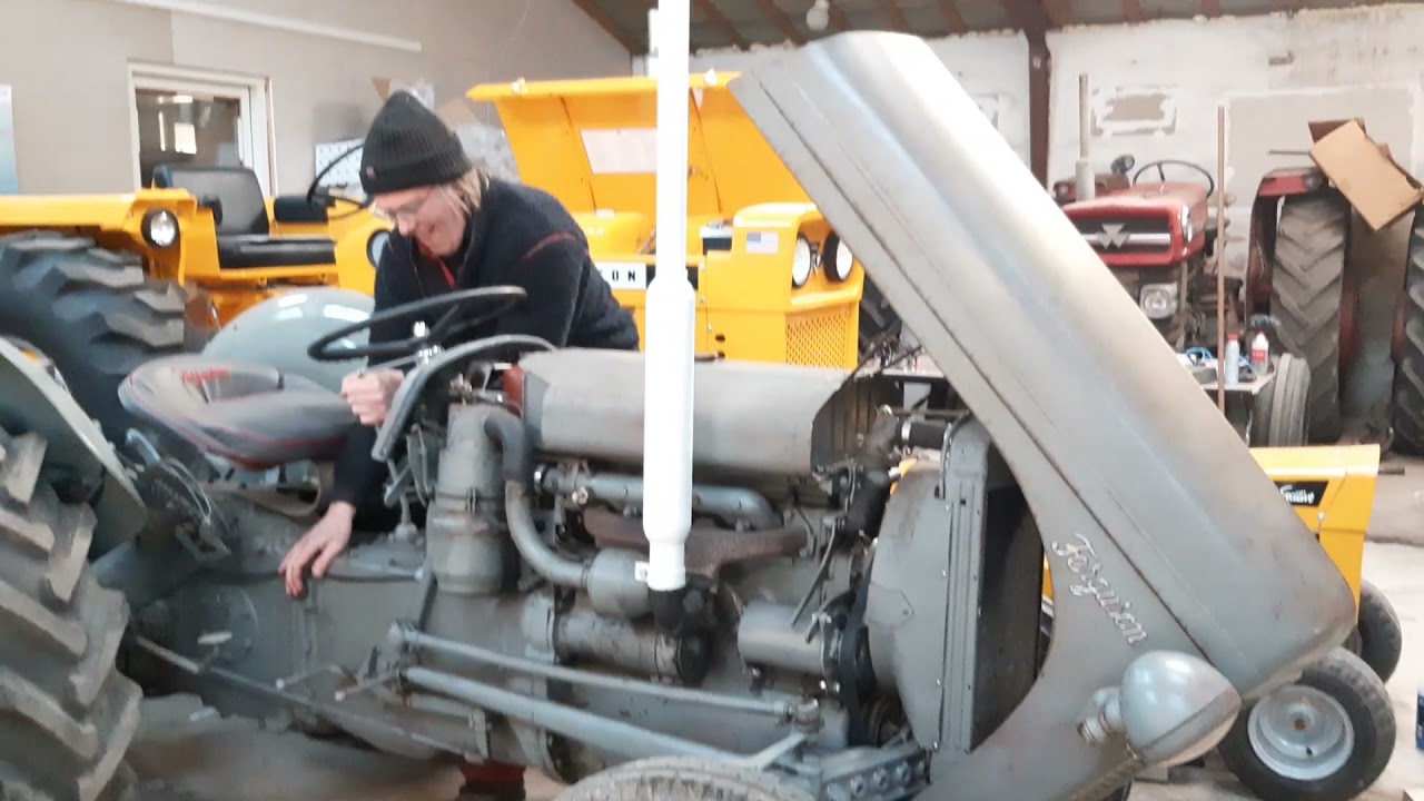 Ferguson TEF-20 Diesel First start in 10 Months.