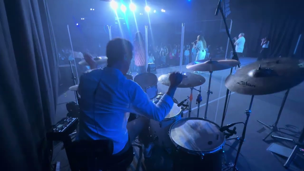 Fresh Wind - Hillsong (playing through)