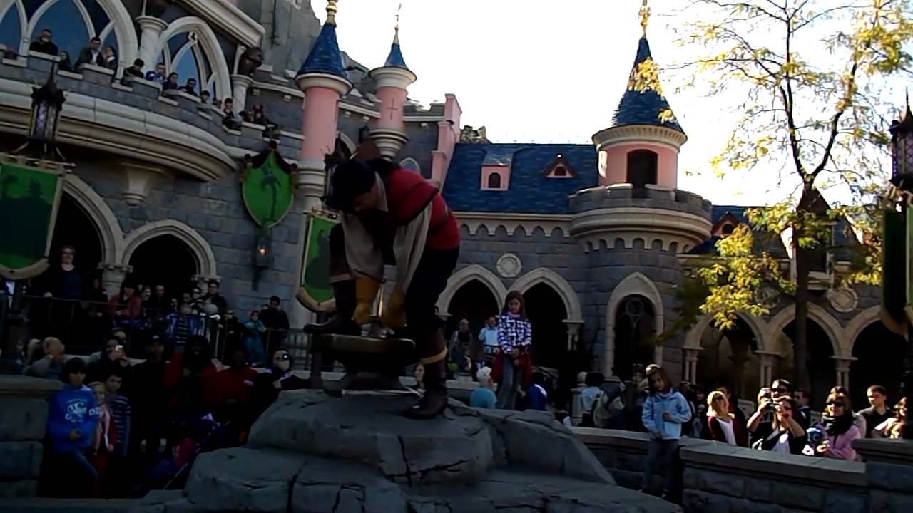 Vive Gaston ! Vive le roi !