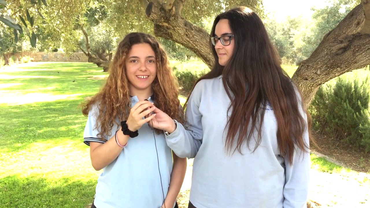 GRÀCIES
