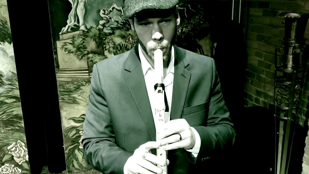 Ain't No Sunshine (Bill Withers) on Native American Flute by Jonny Lipford