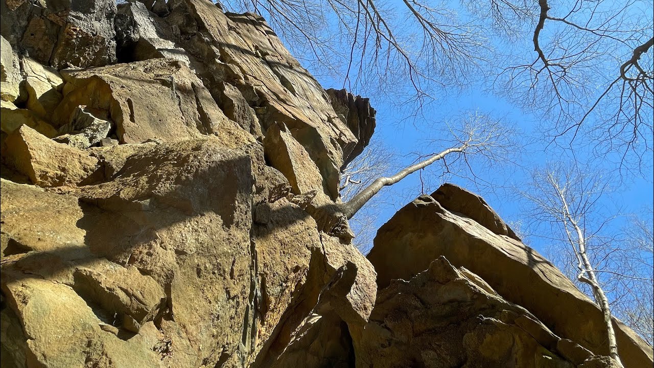 Rockhounding roadtrip: fifth stop (Pennsylvania) [quartz from abandoned coal mine]