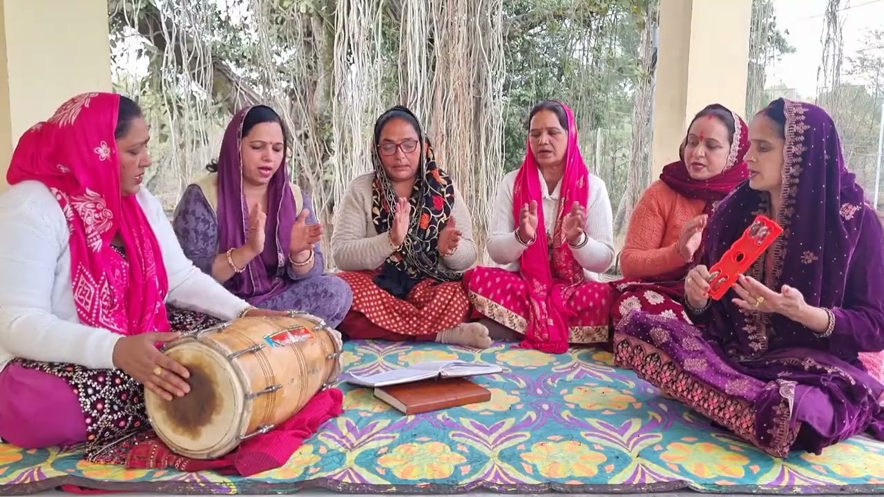 #bhajan #shiv मेरे भोले दी शिवरात्रि आई हो मन में खुशियां छाई कलाशां दी करो तैयारियां #kirtan 🙏🏻