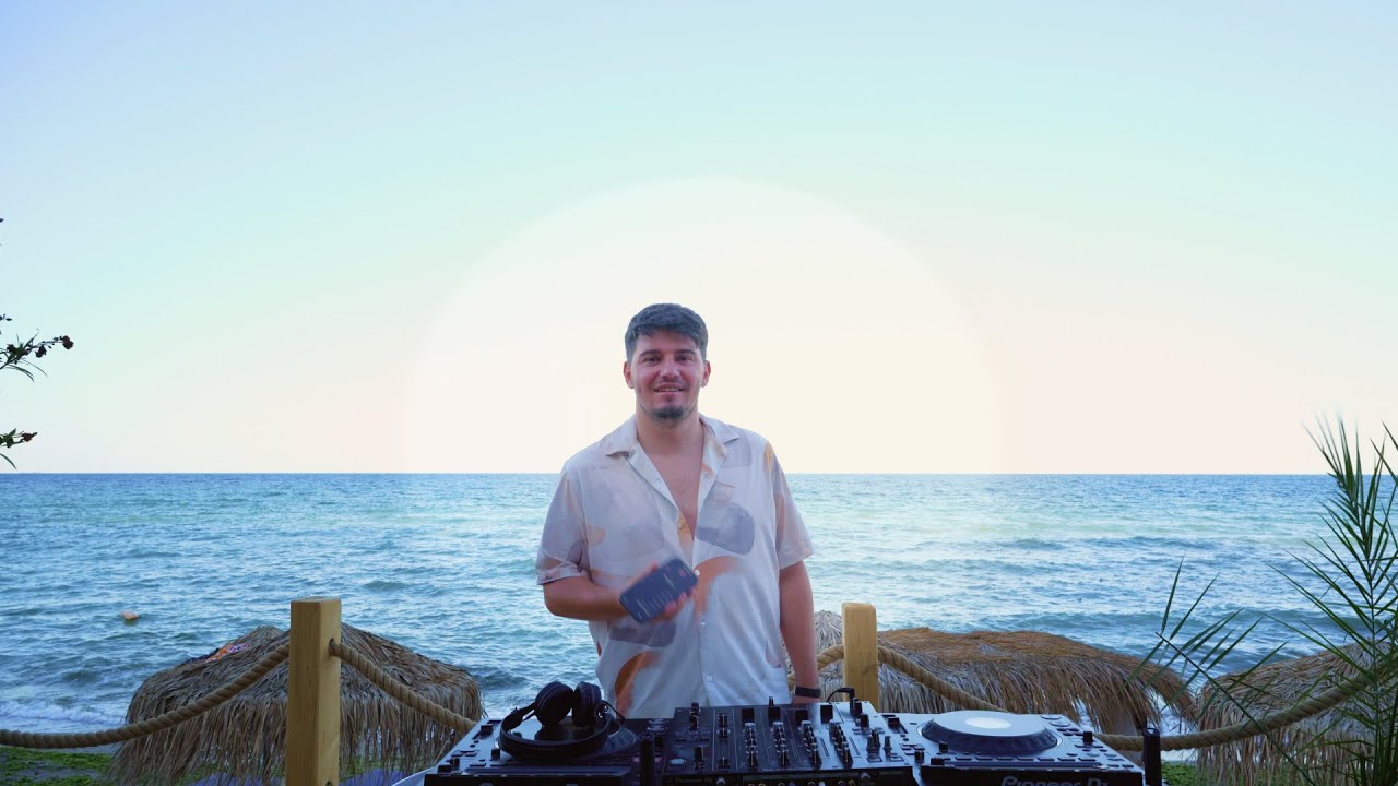 House Mix at the Beach | Bross Sunset Set