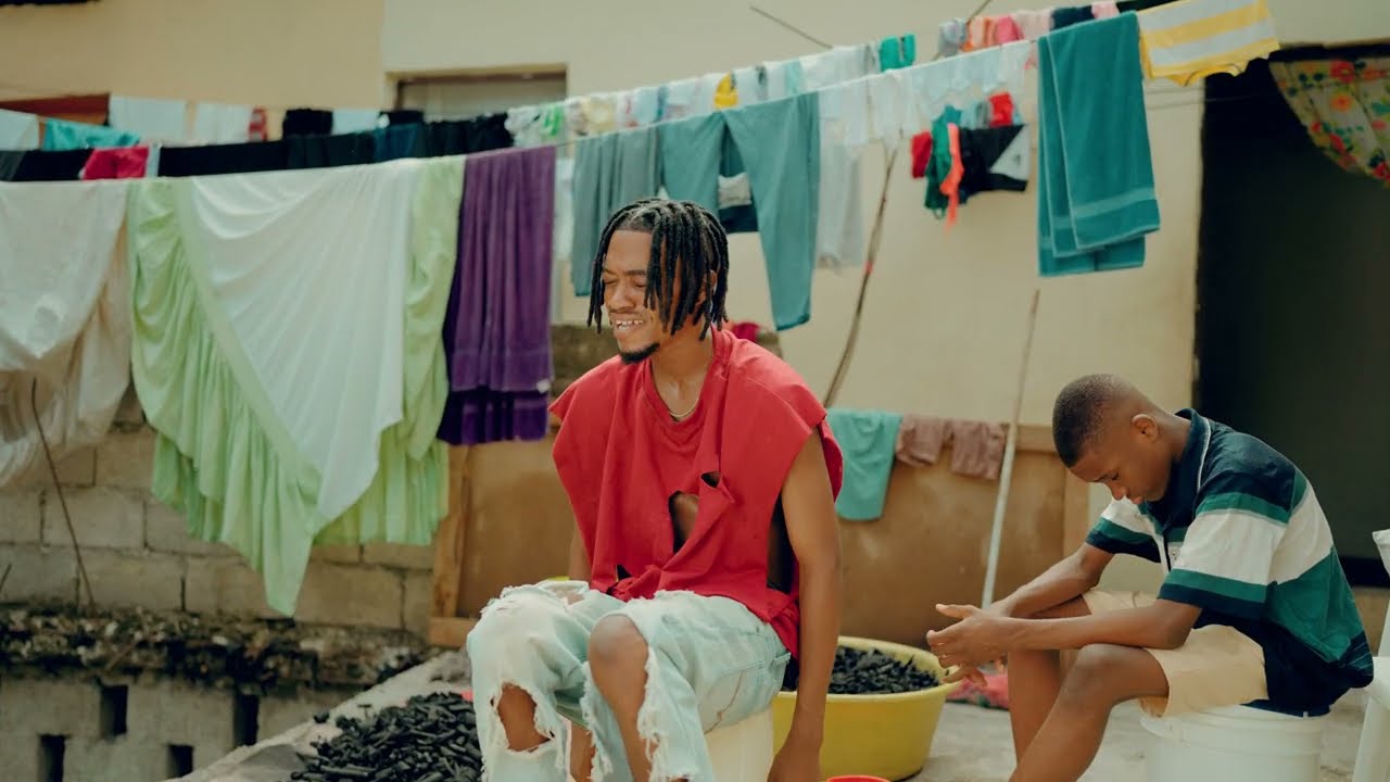 NOU PA MERITE SA  B-jay Boy feat Bgarmel( video official)