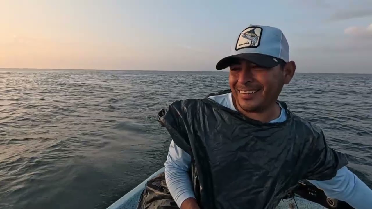 Le tiramos a las rayas gigantes en la lodacera!!
