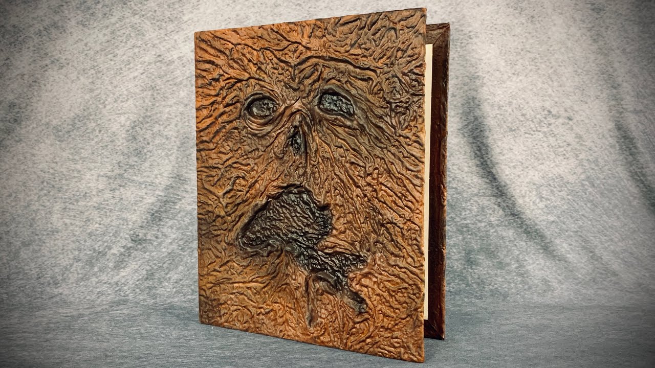Обзор Trick Or Treat Studios: Evil Dead 2 Book of the Dead Necronomicon Replica 4K