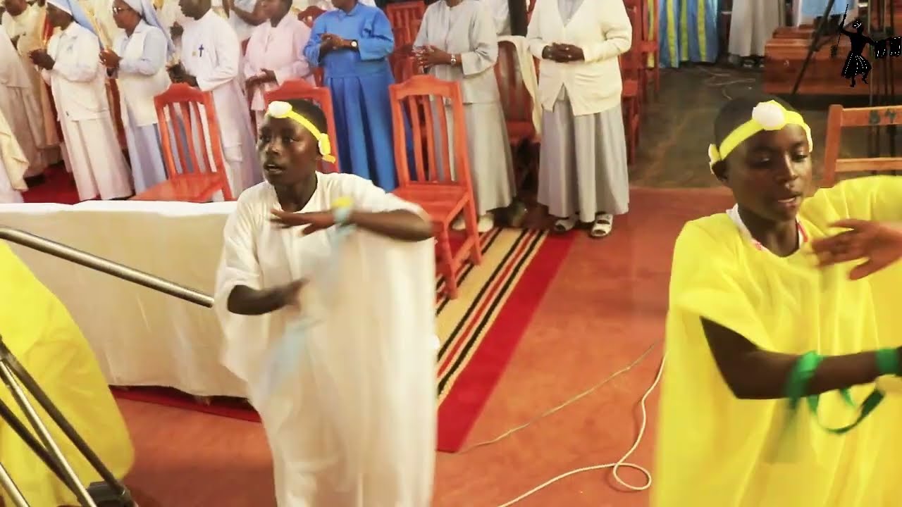ivyiza nkibi vyabereye  muri paroisse mugera 15/2/2025  sabwe mukama ndaje
