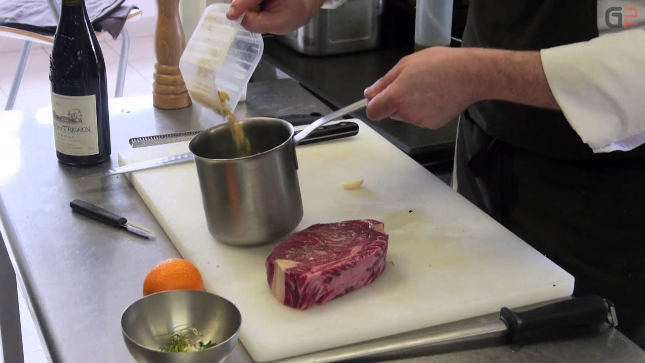 Dimitri Droisneau - Filet de Boeuf Black Angus, sauce daube, purée de riquette