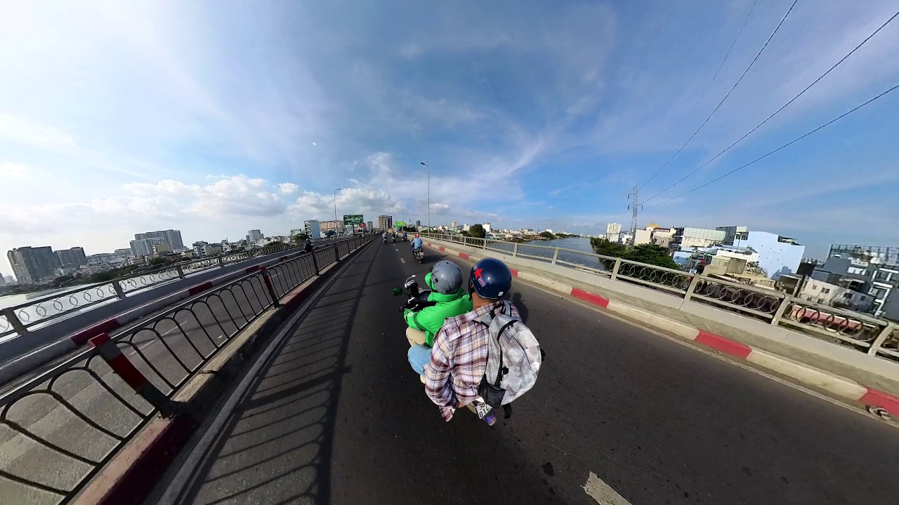 Ho Chi Minh City bike riding on Insta360 X3