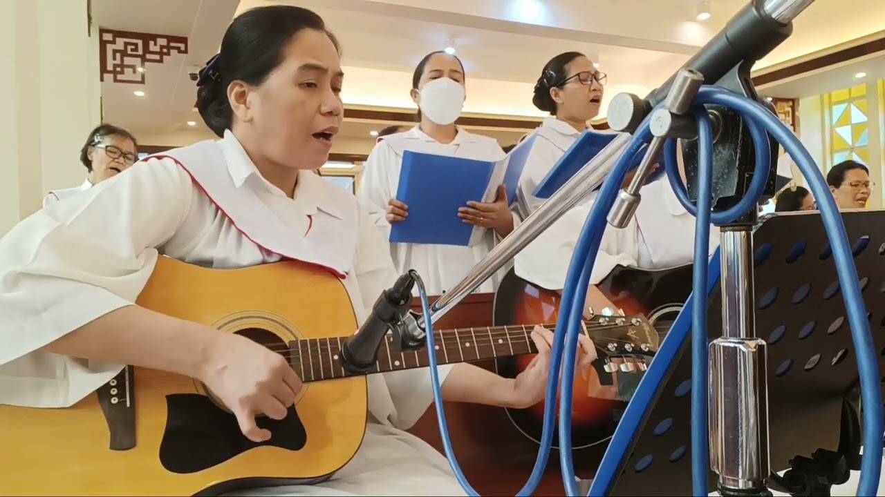 I AM THE VINE AND YOU ARE THE BRANCHES/ COMMUNION SONG