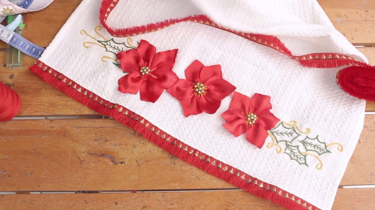 TOALLA DECORADA con flores de navidad o nochebuena /Navidad con Luzkita/IDEA de Negocio